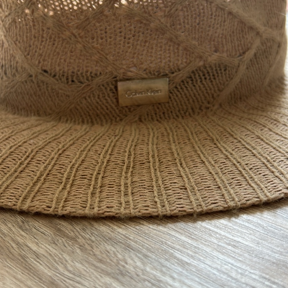 Knit Hat - Picture 6 of 9
